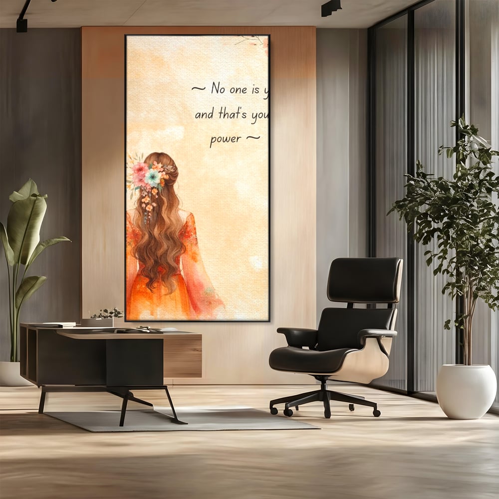 Tablou canvas cu tablou canvas cu femeie si flori, in rama de aluminiu negru, pe perete intr-un birou